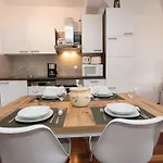 Mascagni Modern Seaview Apartmán