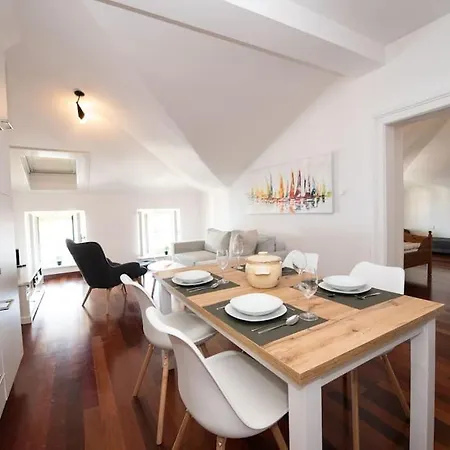 Mascagni Modern Seaview