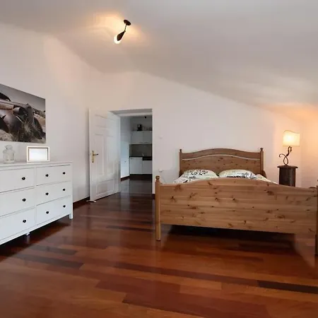 Mascagni Modern Seaview