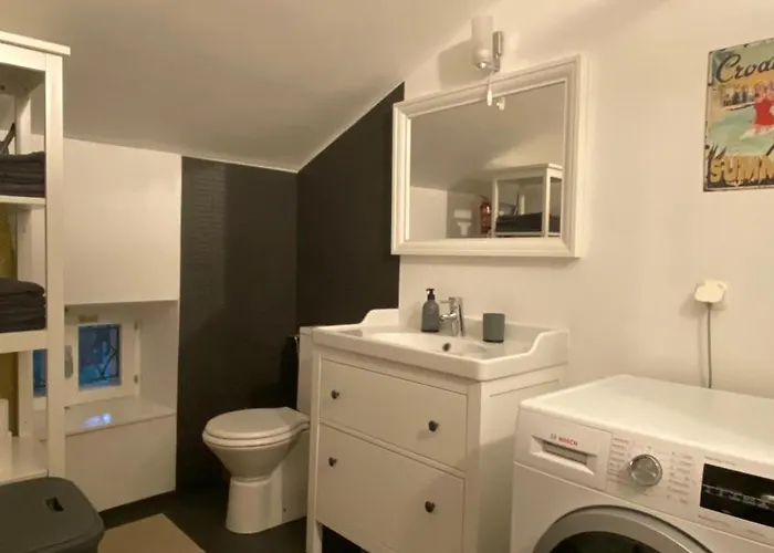 Апартаменти Mascagni Modern Seaview