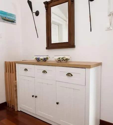 Mascagni Modern Seaview