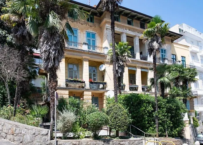 Mascagni Modern Seaview Apartmán